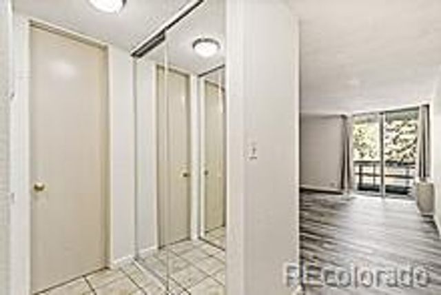 2500 S York Street 208, Denver, CO 80210
