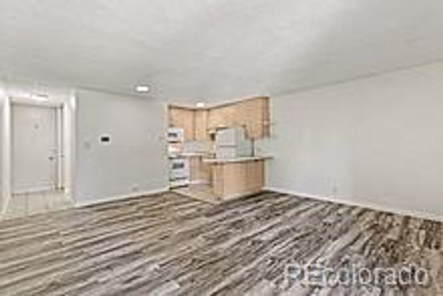 2500 S York Street 208, Denver, CO 80210