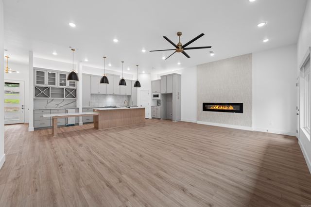 168 Krause Ln # A, Hot Springs, AR 71913