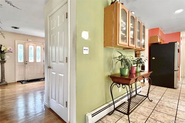 7 Frances Lane, Monroe, NY 10950