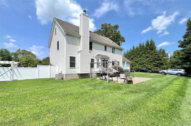 7 Frances Lane, Monroe, NY 10950