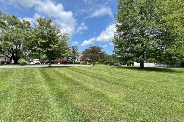 7 Frances Lane, Monroe, NY 10950