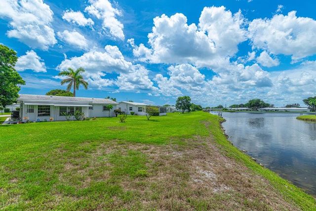 135 NW 14th Street, Boynton Beach, FL 33426