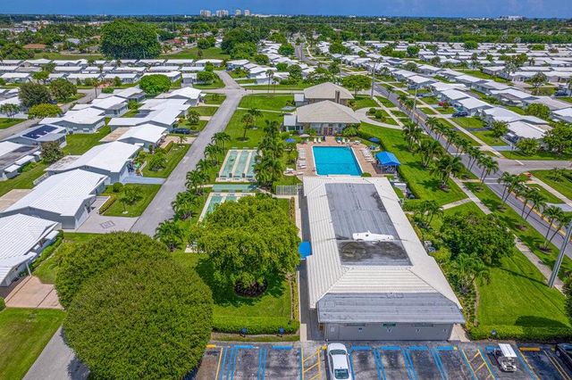 135 NW 14th Street, Boynton Beach, FL 33426