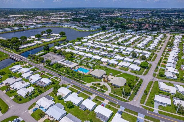 135 NW 14th Street, Boynton Beach, FL 33426