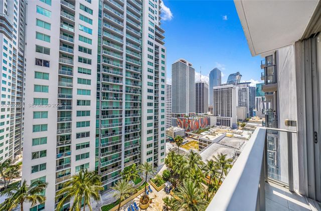 227 NE 2nd St 1909, Miami, FL 33132