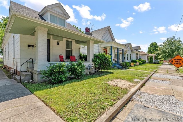946 E Maple Street, Jeffersonville, IN 47130