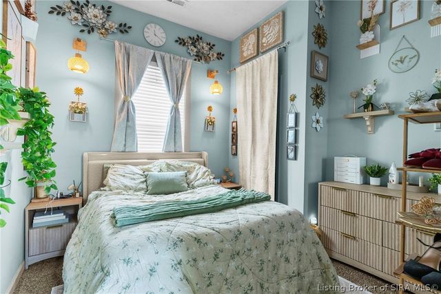 946 E Maple Street, Jeffersonville, IN 47130