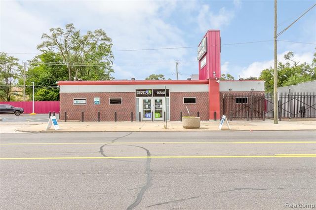 16841 Schaefer Highway, Detroit, MI 48235