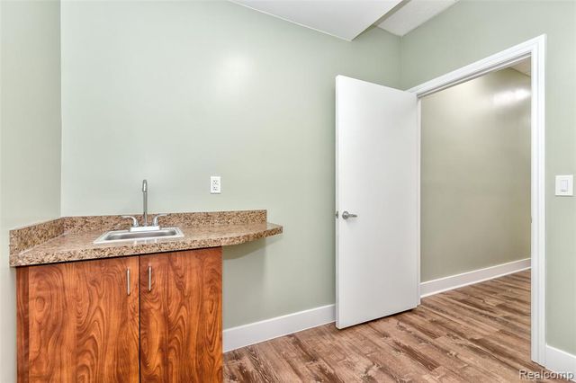 16841 Schaefer Highway, Detroit, MI 48235
