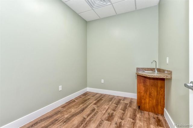 16841 Schaefer Highway, Detroit, MI 48235