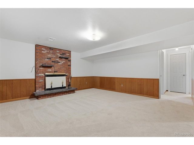 6819 Pierson Ct, Arvada, CO 80004