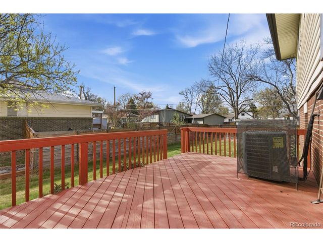 6819 Pierson Ct, Arvada, CO 80004