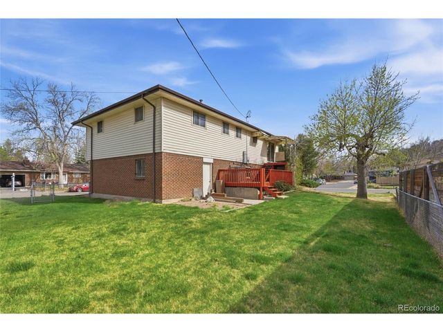 6819 Pierson Ct, Arvada, CO 80004