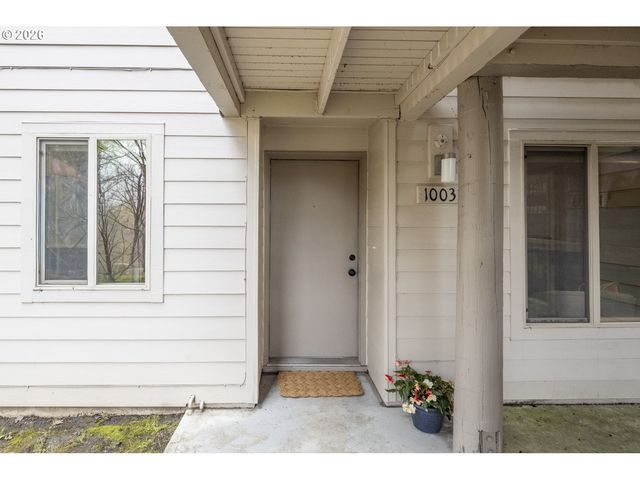 10031 Sw TRAPPER Ter, Beaverton, OR 97008