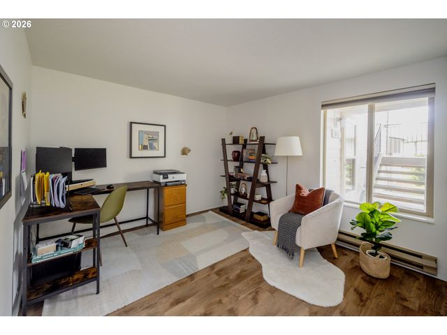 10031 Sw TRAPPER Ter, Beaverton, OR 97008