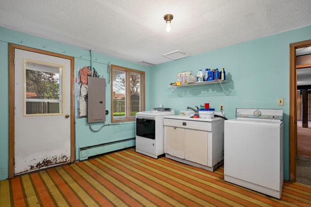 9808 Foley Boulevard NW, Coon Rapids, MN 55433