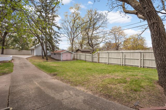 9808 Foley Boulevard NW, Coon Rapids, MN 55433