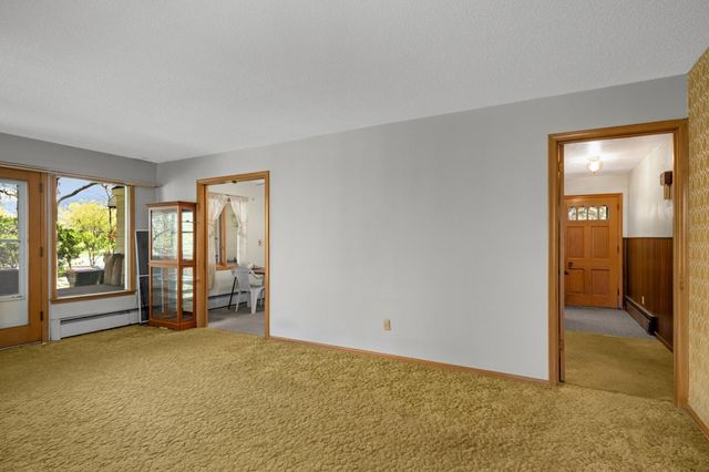 9808 Foley Boulevard NW, Coon Rapids, MN 55433