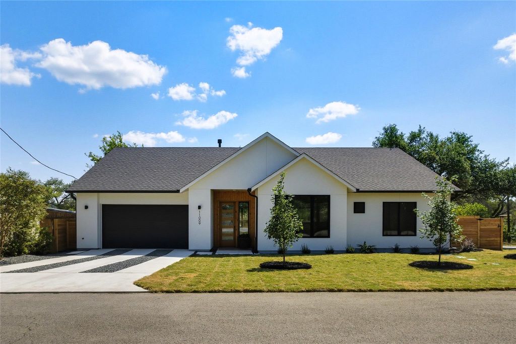 11009 Second ST, Jonestown, TX 78645