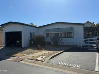 21 Poinsettia Gardens Drive 21, Ventura, CA 93004