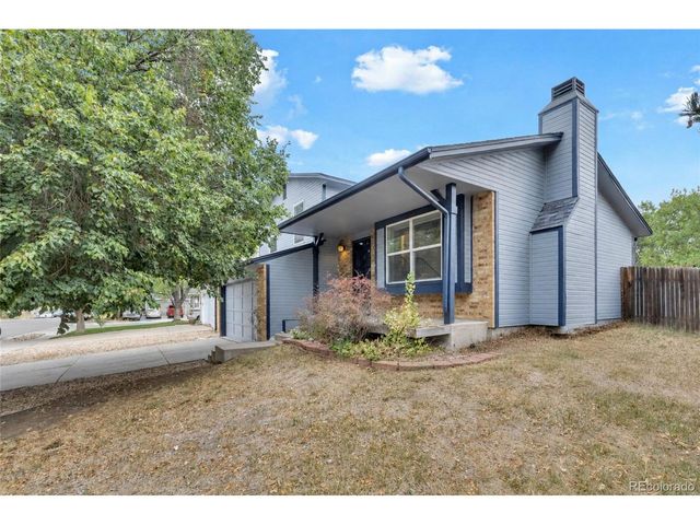 1888 S Flanders Way, Aurora, CO 80017