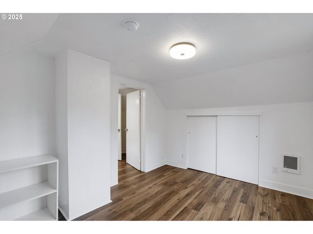 125 SELMA St, Oregon City, OR 97045