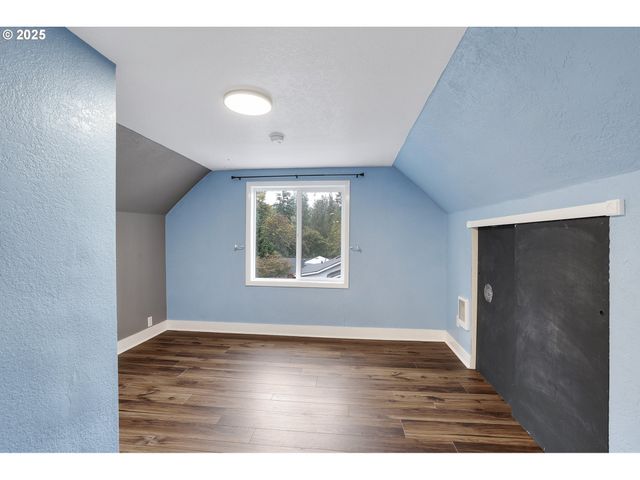 125 SELMA St, Oregon City, OR 97045