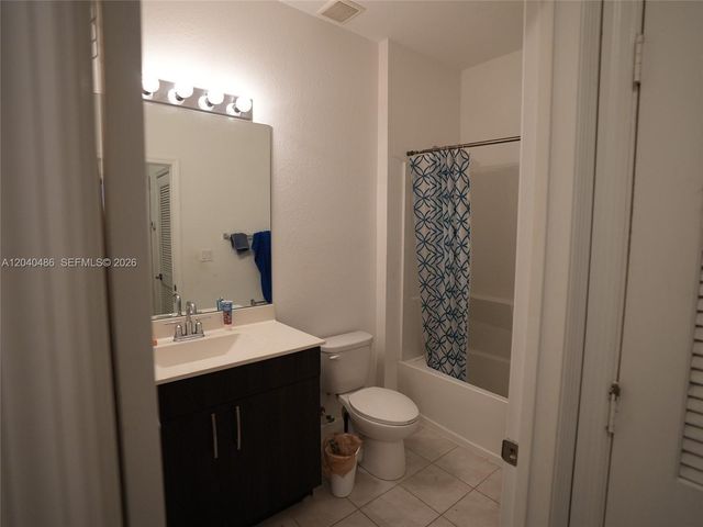 4037 NW 10th Place, Lauderhill, FL 33313