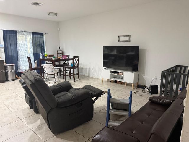 4037 NW 10th Place, Lauderhill, FL 33313