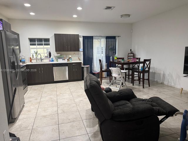 4037 NW 10th Place, Lauderhill, FL 33313