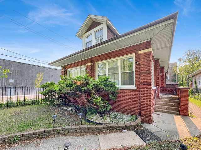 7515 S East End Avenue, Chicago, IL 60649