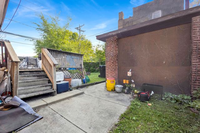 7515 S East End Avenue, Chicago, IL 60649
