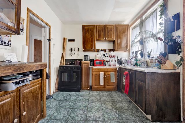 7515 S East End Avenue, Chicago, IL 60649