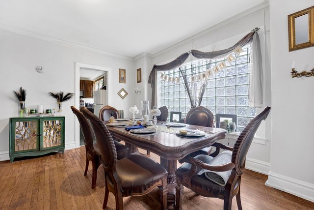 7515 S East End Avenue, Chicago, IL 60649