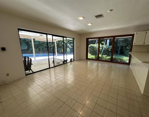 12320 NW 2ND Street, Plantation, FL 33325