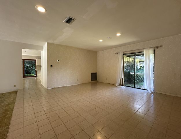 12320 NW 2ND Street, Plantation, FL 33325
