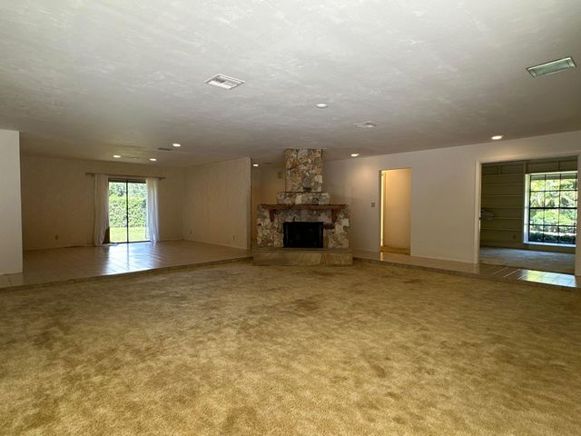 12320 NW 2ND Street, Plantation, FL 33325