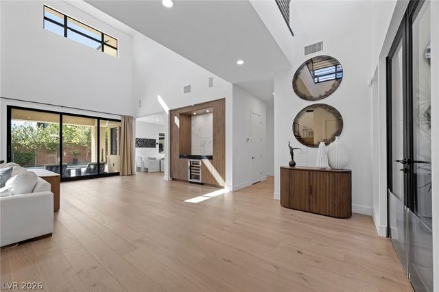 5 Gemstar Lane, Las Vegas, NV 89135