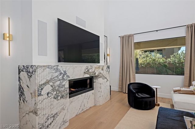 5 Gemstar Lane, Las Vegas, NV 89135