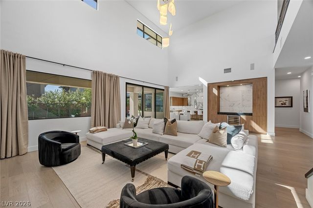 5 Gemstar Lane, Las Vegas, NV 89135