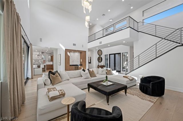 5 Gemstar Lane, Las Vegas, NV 89135