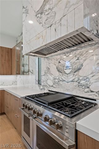 5 Gemstar Lane, Las Vegas, NV 89135