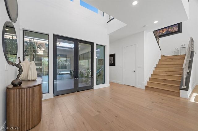 5 Gemstar Lane, Las Vegas, NV 89135