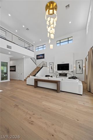 5 Gemstar Lane, Las Vegas, NV 89135