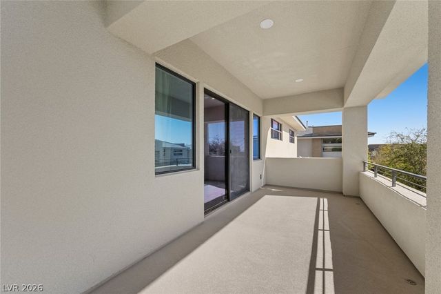 5 Gemstar Lane, Las Vegas, NV 89135