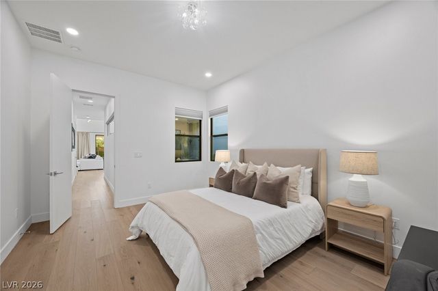 5 Gemstar Lane, Las Vegas, NV 89135