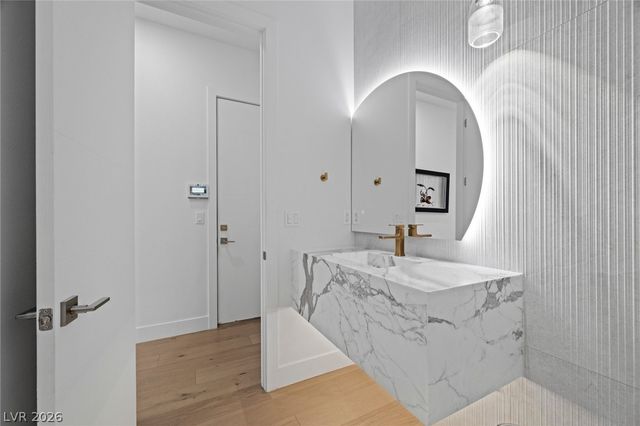 5 Gemstar Lane, Las Vegas, NV 89135