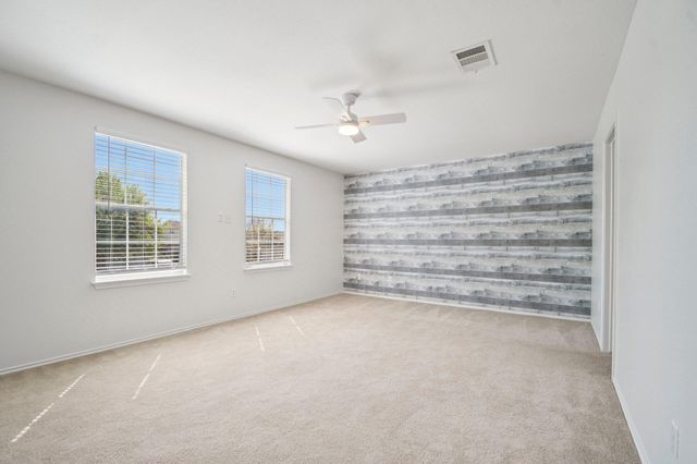 217 Killian LOOP, Hutto, TX 78634