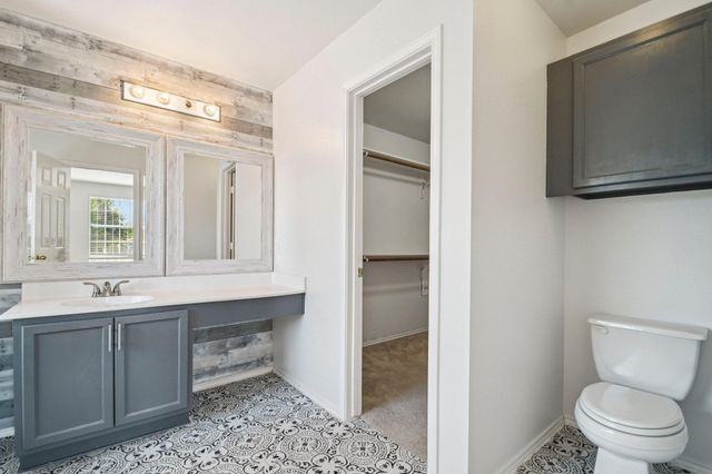 217 Killian LOOP, Hutto, TX 78634